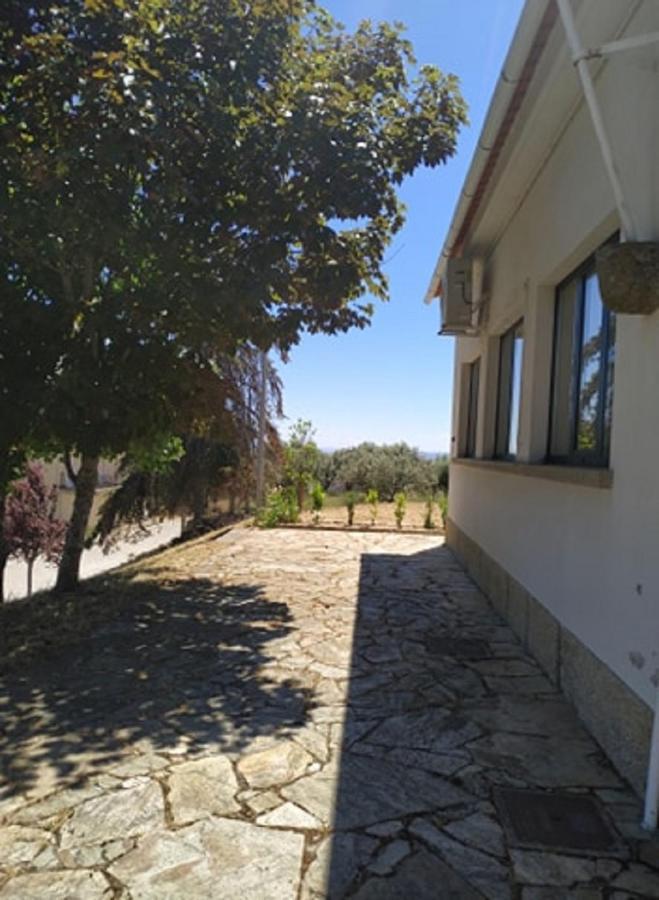 Alojamento Rural De Vales Vales  Exterior photo
