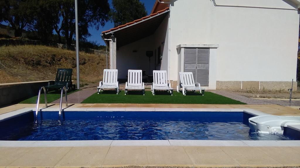 Alojamento Rural De Vales Vales  Exterior photo