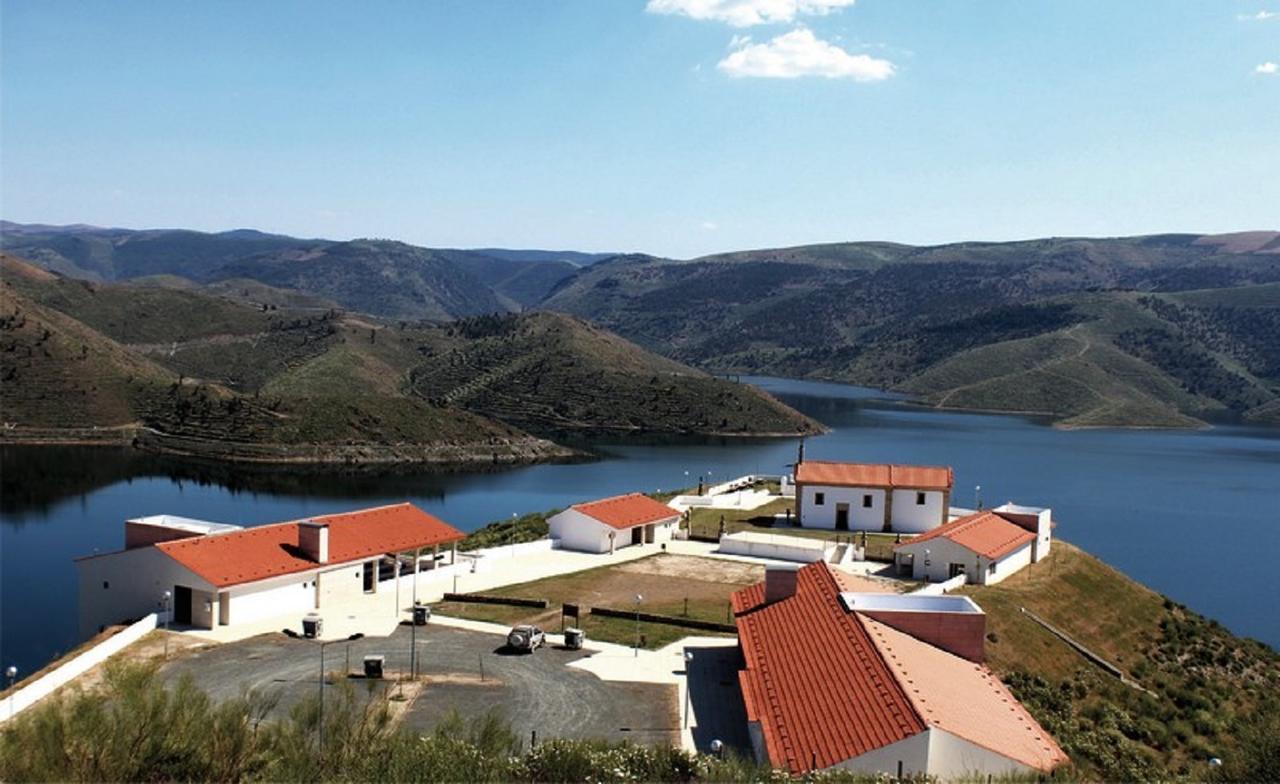 Alojamento Rural De Vales Vales  Exterior photo